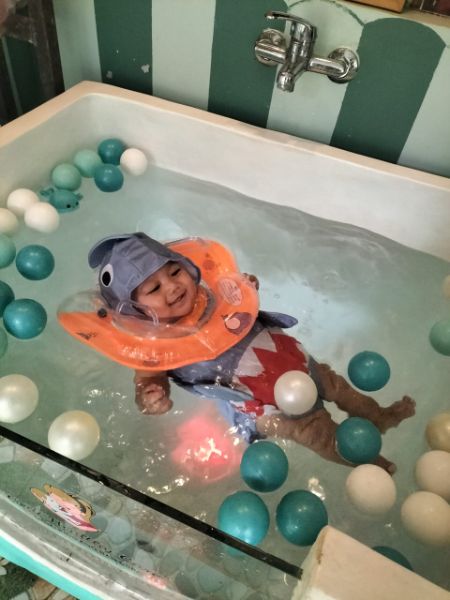 Detail Baby Spa ( renang, Gymball, pijat)
